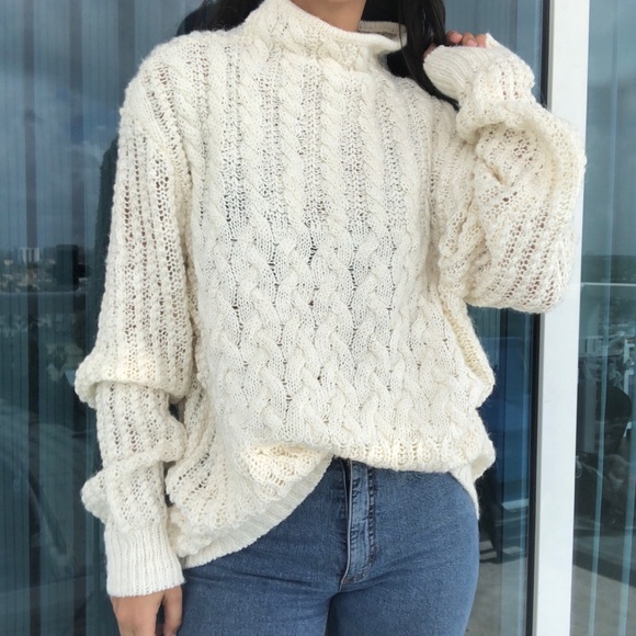 Calvin Klein Sweaters - NWT Calvin Klein alpaca wool cable knit sweater XL
